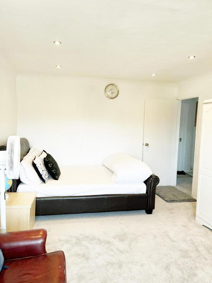 Blessings Of Peace Home Away From Home Cardiff Ngoại thất bức ảnh