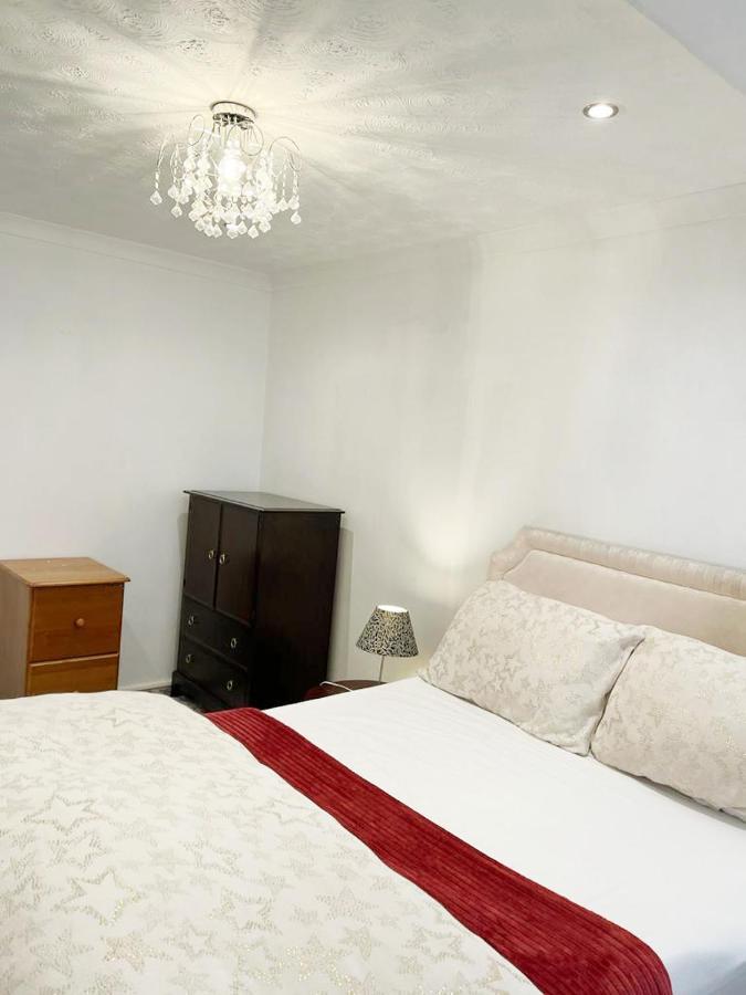Blessings Of Peace Home Away From Home Cardiff Ngoại thất bức ảnh
