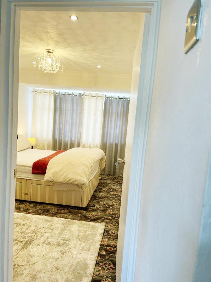 Blessings Of Peace Home Away From Home Cardiff Ngoại thất bức ảnh