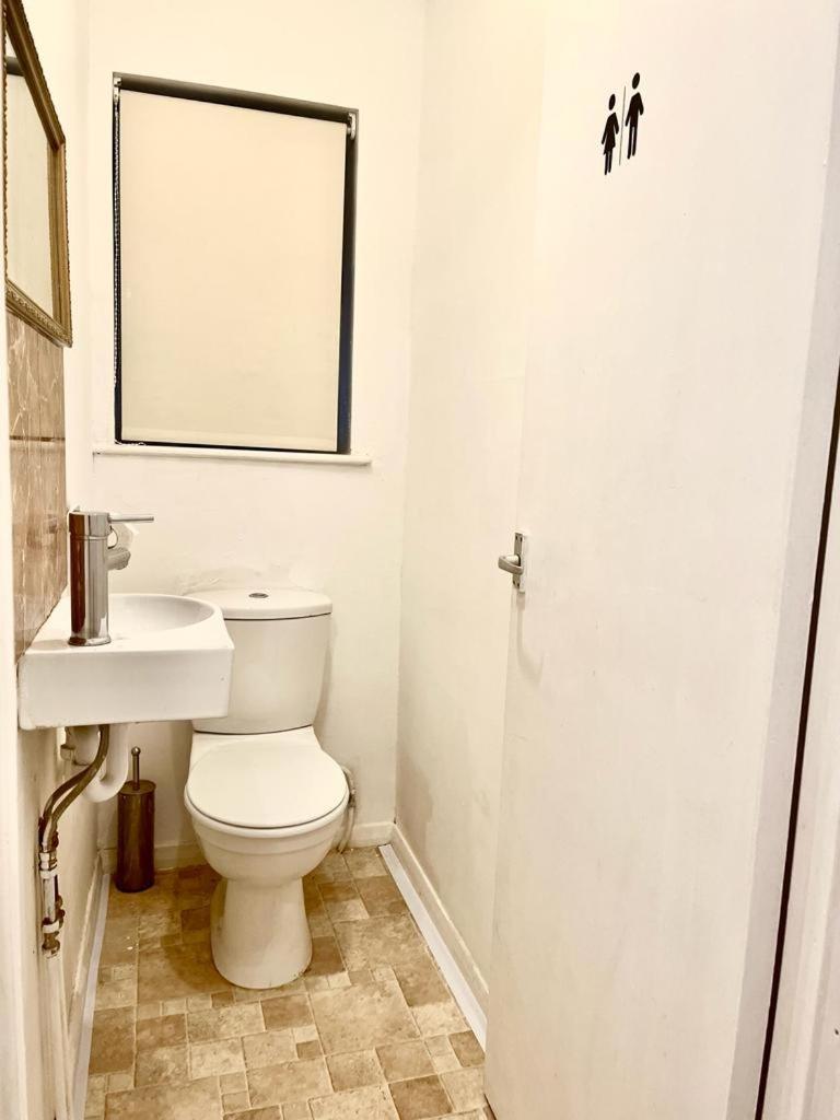 Blessings Of Peace Home Away From Home Cardiff Ngoại thất bức ảnh