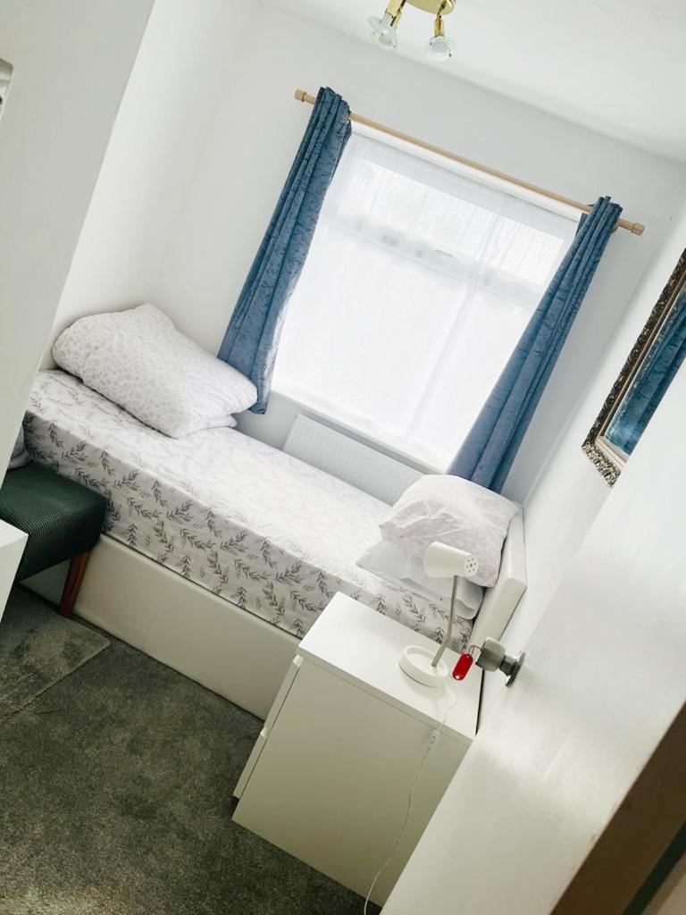 Blessings Of Peace Home Away From Home Cardiff Ngoại thất bức ảnh