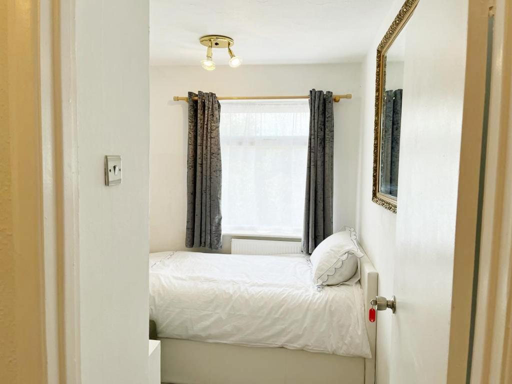 Blessings Of Peace Home Away From Home Cardiff Ngoại thất bức ảnh